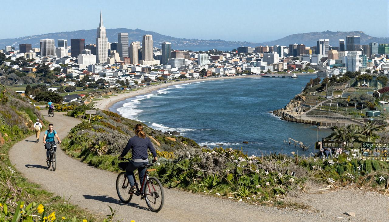 San Francisco 3-Day Outdoor Adventure: Hiking, Cycling, and Coastal Strolls