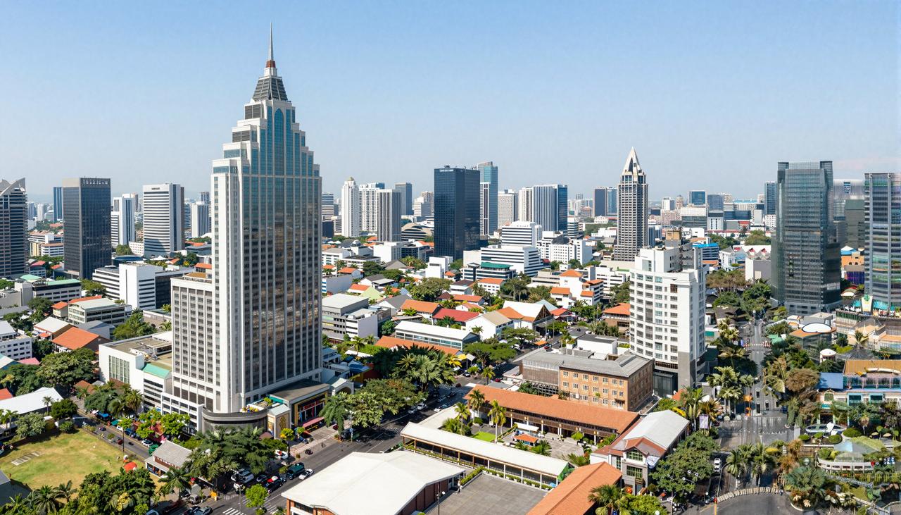 3-Day Shopping Guide to Bangkok: Must-Visit Malls, Unique Souvenirs, and Money-Saving Tips