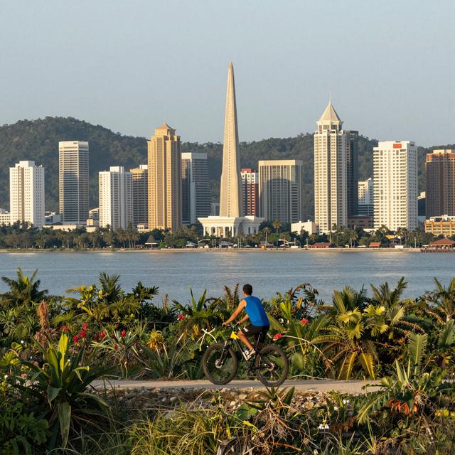 Langkawi 5-Day Outdoor Adventure Guide: Island Hiking, Cycling, and Water-Based Thrills