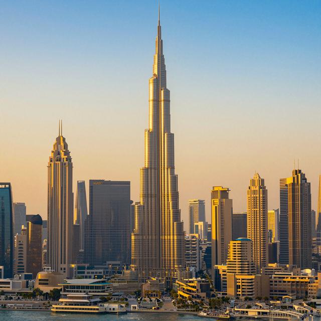 دليل تسوق الإمارات في 5 أيام: قائمة المشتريات الضرورية وأهم النصائح العملية في دبي وأبوظبي