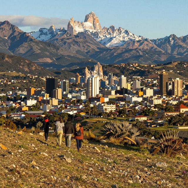 5-Day Outdoor Adventure Guide to Argentina: Trekking Through the Andes and the Pampas