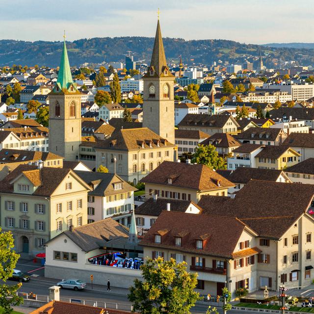 Suiza · Zúrich: Guía de compras de 5 días: todo sobre marcas de lujo, descuentos y productos típicos